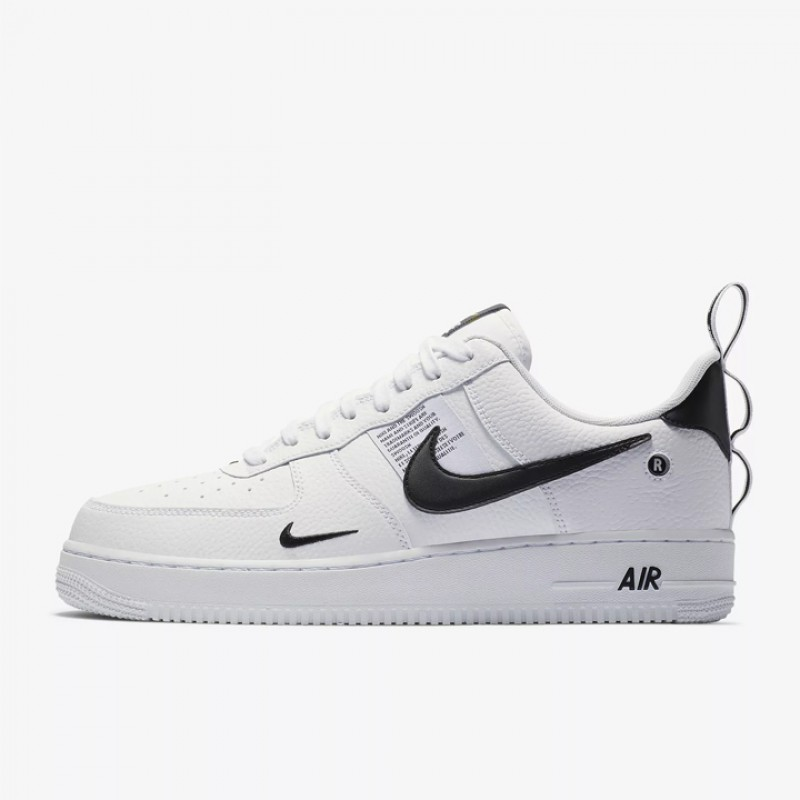 Nike Air Force 1 LV8
